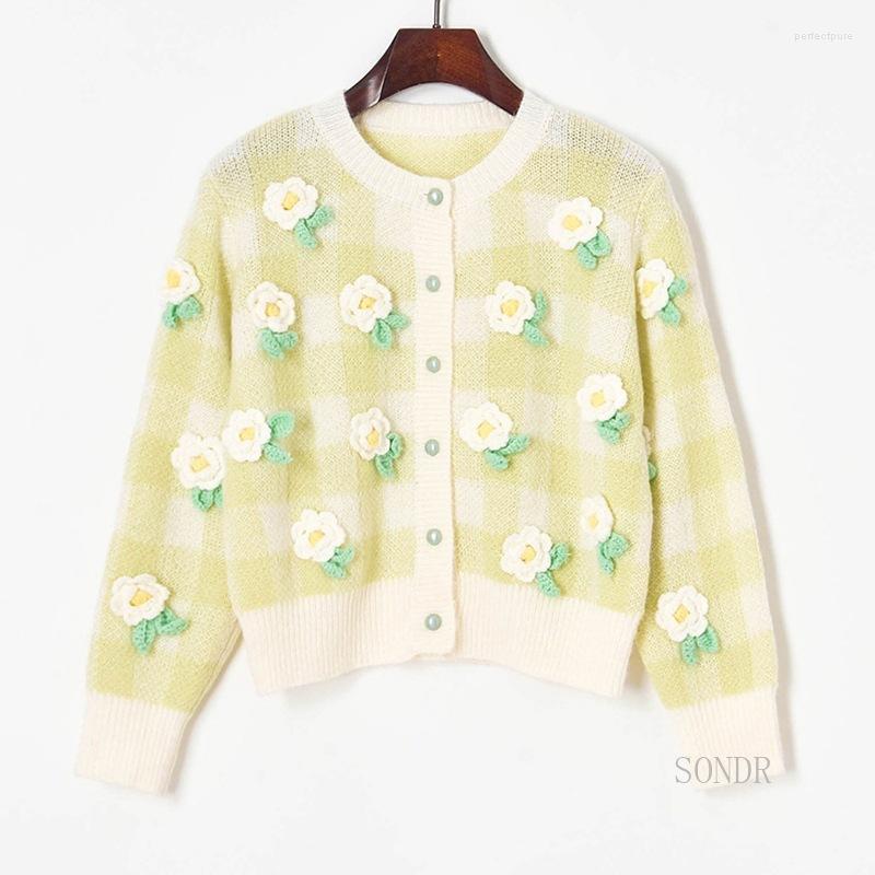 

Women' Knits Fresh Contrast Color Plaid Cardigan Hand Hook 3D Flower Round Neck Knit 2022 Cropped Sweater Women, Picture shown