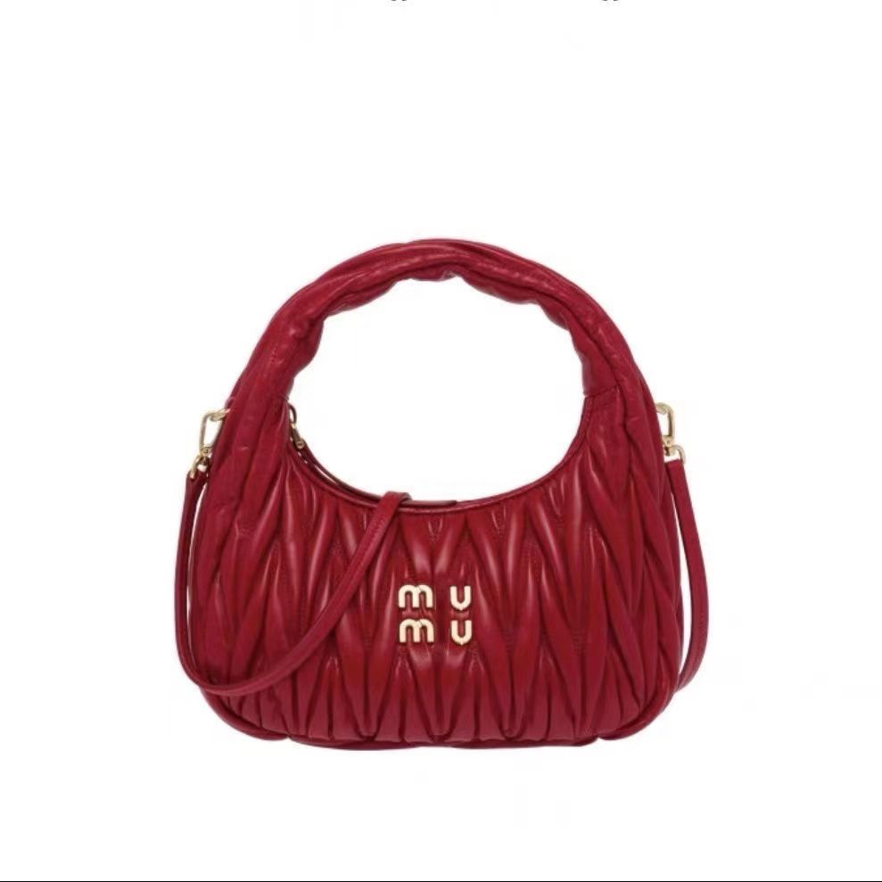 

Fashion Designer bags satin mini handbags UNDRARM wander MU HOBO Clutch Holding Handbar Shoulder Bag Luxury Retro wallet Leather Ba, Red