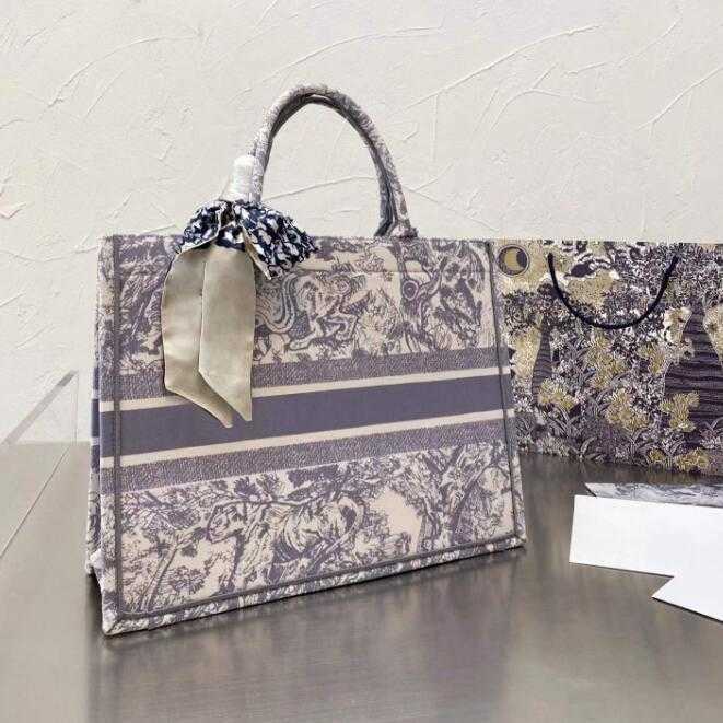 

Top Quality Designer Totes Fashion 2022 Tote Woman Bag Canvas Screen Print Luxury 41cm 36cm Black Letter Handbags Design Shoulder Bags Lady