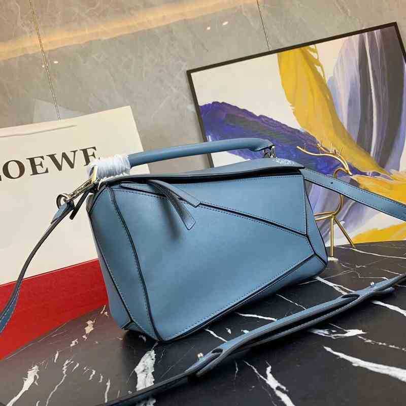 Designer Luxury Women Sac Lowe Handbags Totes Femmes Crossbody Fody Loulous Puzz Handbag Loweitys 5A Quality Cubi Capity Capacité de mode Sacs po