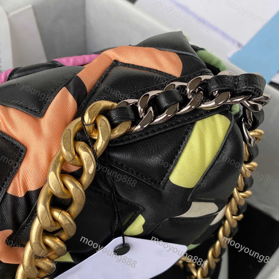 

Top Tier Quality Luxury Designer Small Quilted Flap 19 Bags Women Real Leather Purse Diamond Lattice Hangbags Crossbody Black Shoulder Gold, Upload pics to contact us