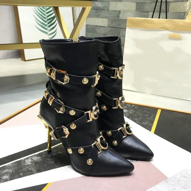

2022 Luxury Design Versaeity Boots Elegant Autumn Winter Fashion Casual Boots KMm