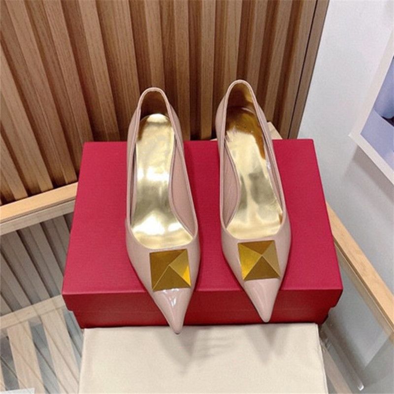 

Retro Big Rivet Single Shoes Shallow Mouth Pointed Thin High Heels Casual Formal Shoe Valentinoe''Valentinoity jQf, Black