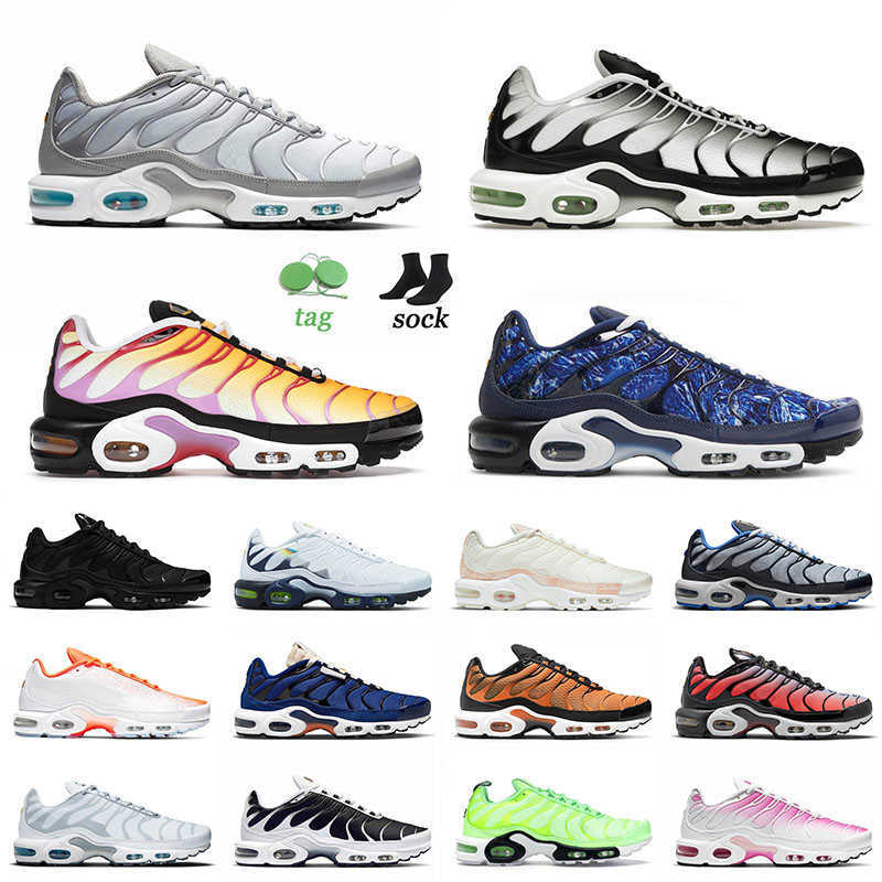 

Tn Plus Running Sports Shoes for Men Women Black White Mint Green Sisterhood Trainers Sneakers TTFQ