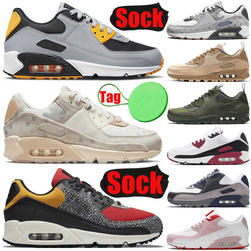 

With Sock Tag men women running shoes Michigan Radiant Red Pastel Desert mens trainers sports sneakers runners, #24 batman