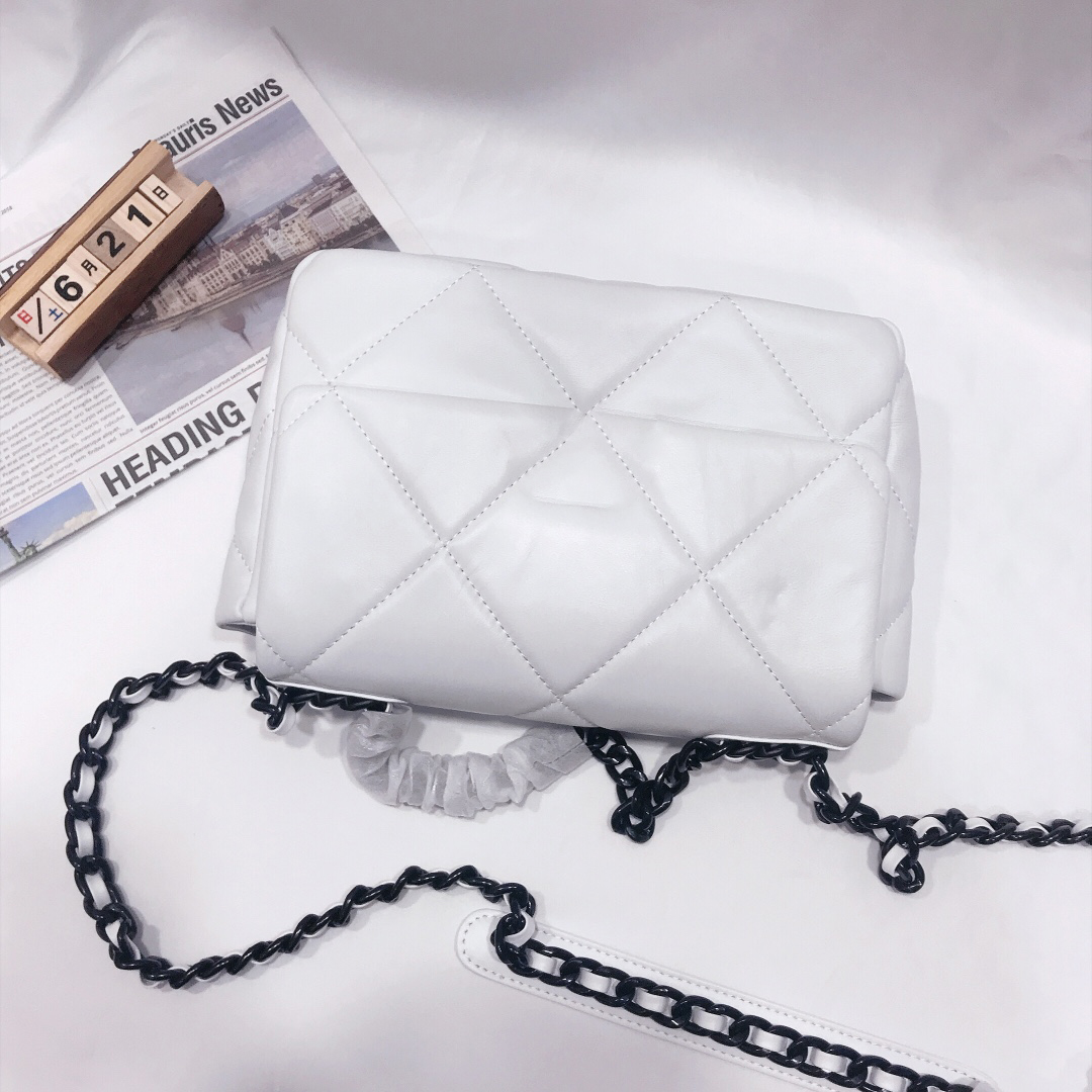 

classic small bag The fashionable new women's fine quality Chain Womens Purse and 2022 New Fashion, Black