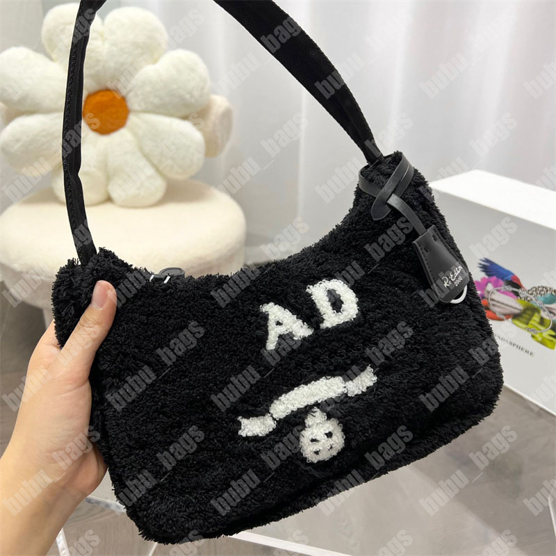 

Fashion Teddy Mini Tote Bags Designer Womens Handbags Winter Fluffy Hobo Classic Letter Crossbody Shoulder Bag Ladies Fuzzy Subaxillary Bag, Blue