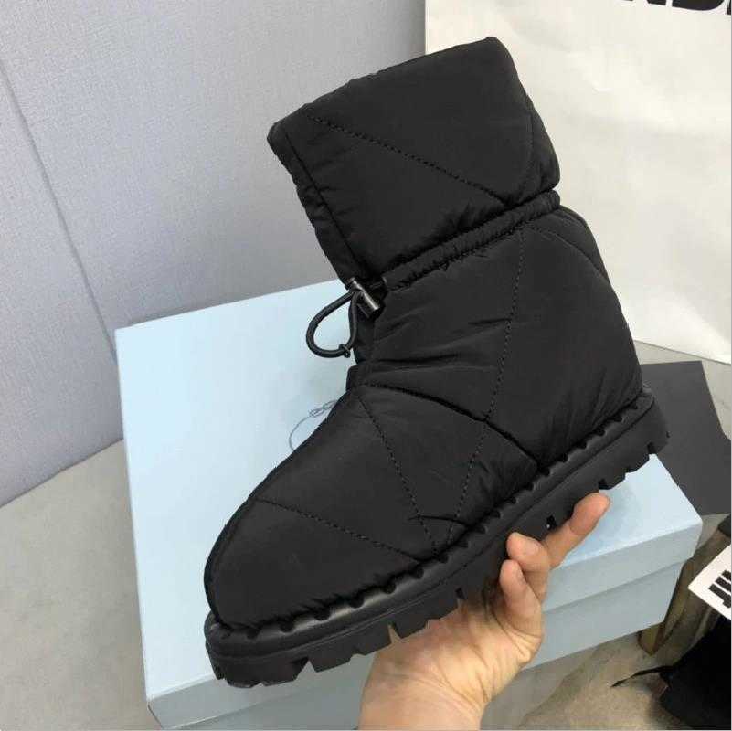 

2022 Winter Women Snow Super Warm Brand Designer Ankle Round Toe Flat Non-slip Woman Boots Slip-on Soft Shoes, White