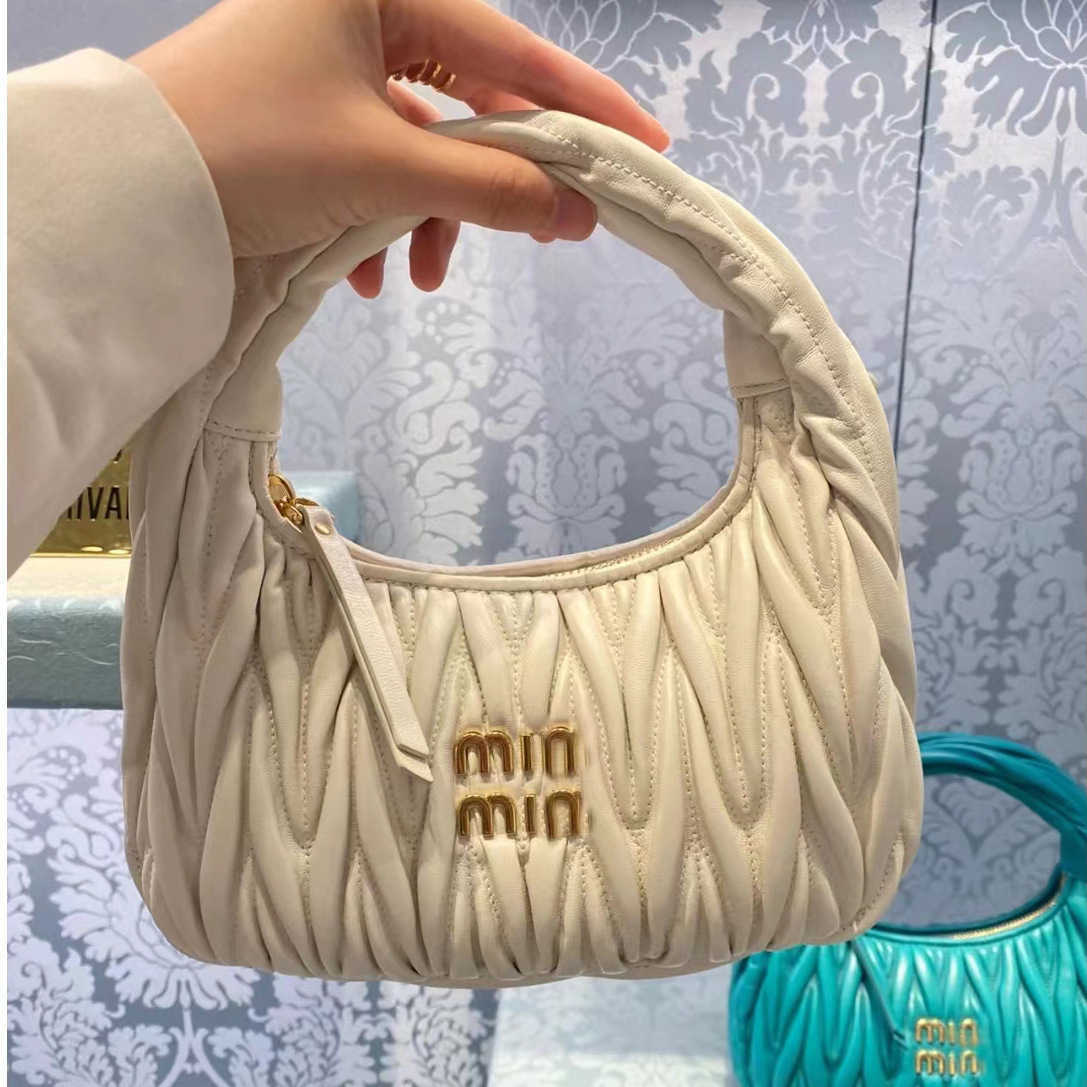 

Shoulder Bags Designer Fashion MM Handbags Wrist 2022 New Women's Armpit Handbag Pleated Wedding RBFD Young Chic Satin Simple NicheMI Pink IU, Yellow