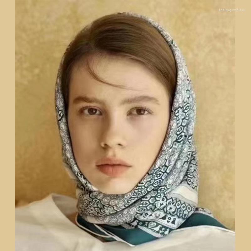 

Scarves Designer Square Scarf Labyrinth Bird Lady Headscarf And Shawl Printed Headband Silk Pashmina 90 90cm