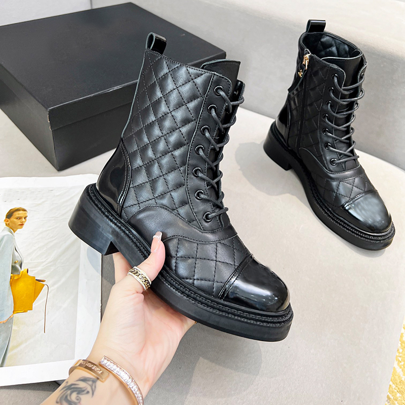 

XN017 New Graphy Martin Boots open brim beaded leather fabric with gold metal accessories eyelets zipper fashionable avant-garde 35-42 size, White