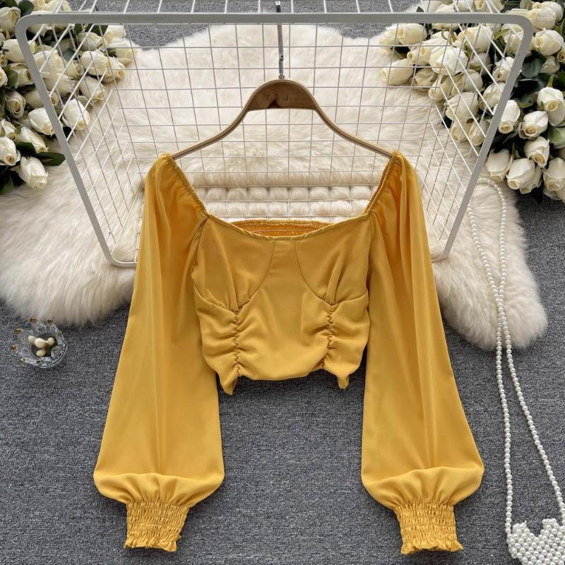 

Women's Blouses High-end Niche Design Pleated Lantern Sleeve Shirt Top Autumn Women's French Short Square Collar, Green