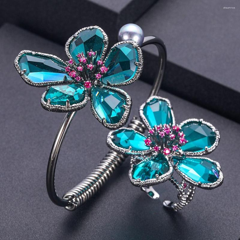 

Necklace Earrings Set Jankelly Luxury Flowershape Bangle Ring Sets Fashion Dubai Silver Bridal For Women Wedding Brincos Para As Mulheres, Picture shown