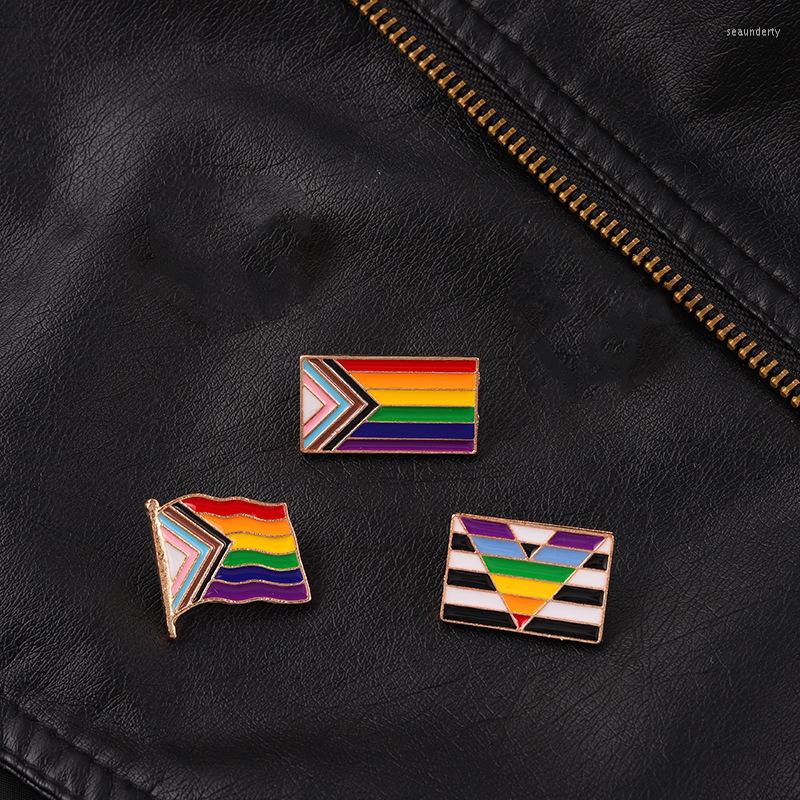 

Brooches Delicate Rainbow Envelope Enamel Pins Custom Creative Gay Pride Flag Lapel Pin Victory Badge Shirt Bag Jewelry Gifts