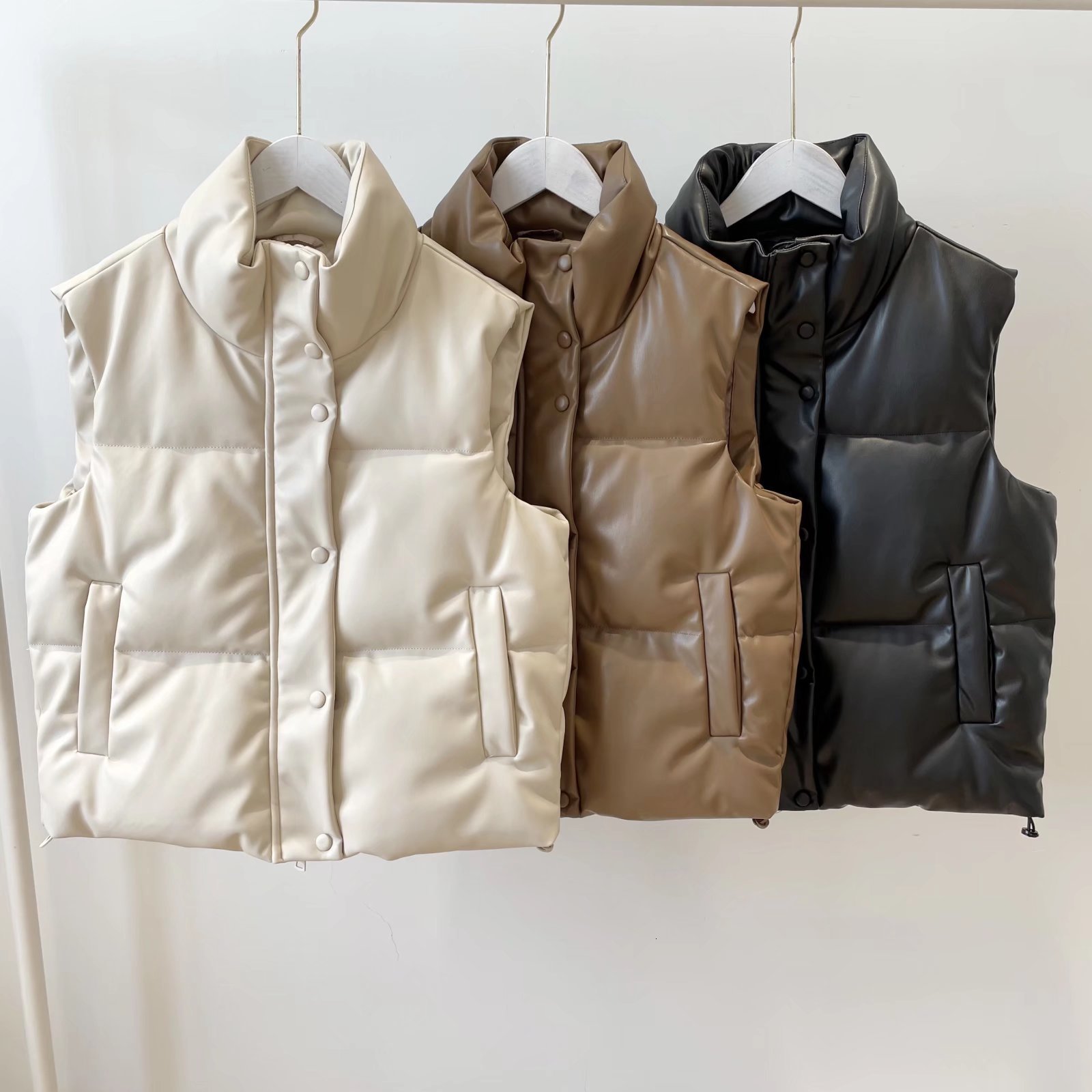 

Women's Vests white Black Faux Leather Vest women Zipper PU Jackets Female Waistcoat Cotton Padded sleeveless parka traf 221114