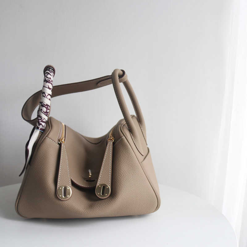 

Designer Herme Lindies Handbags High grade and versatile but also can carry s. Lindys first layer cowhide shoulder womens, Avocado green