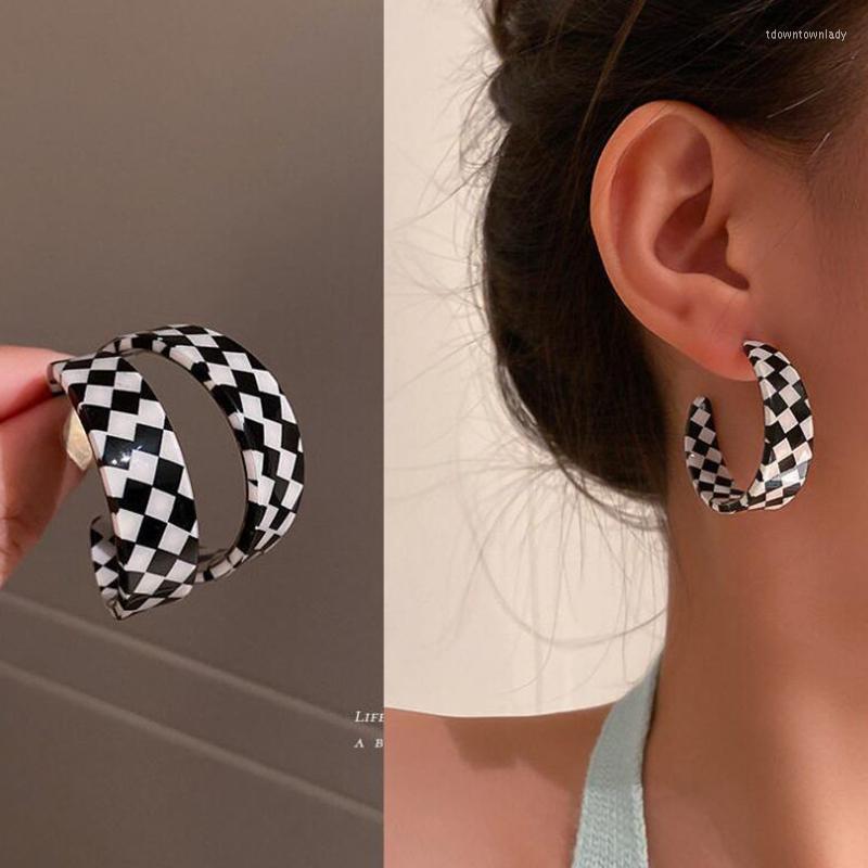 

Hoop Earrings Ladies Style Retro Chain Fashion Natural Perfect Round Shape Versatile Multi-Layer Two Colors