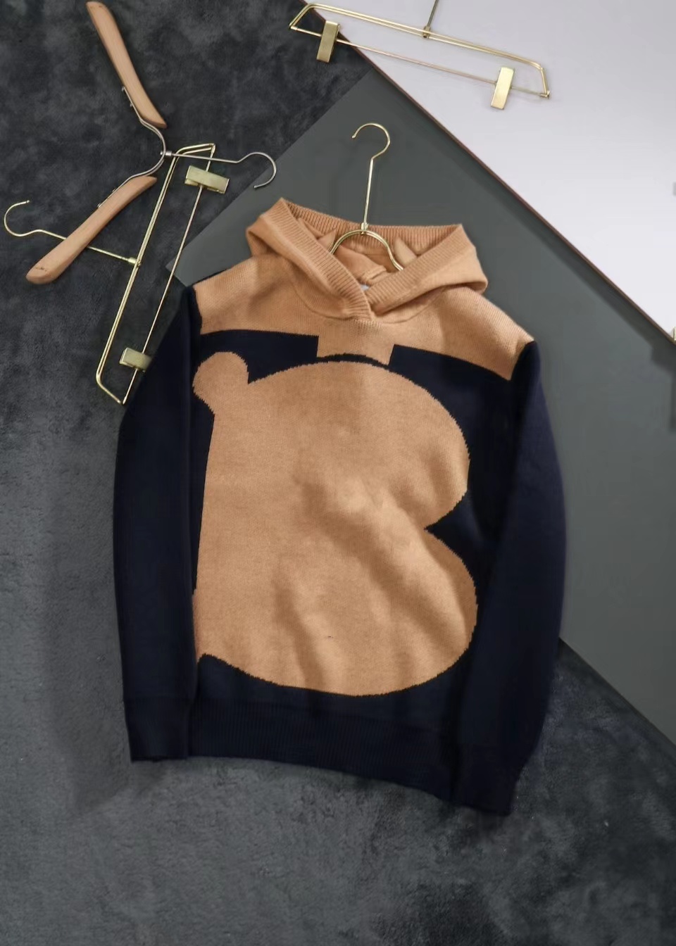 

Women's short sweater boutique designer 2022 autumn new letter embroidery long sleeve slim fitting cashmere sweater pullover hood warm casual men and women, Khaki