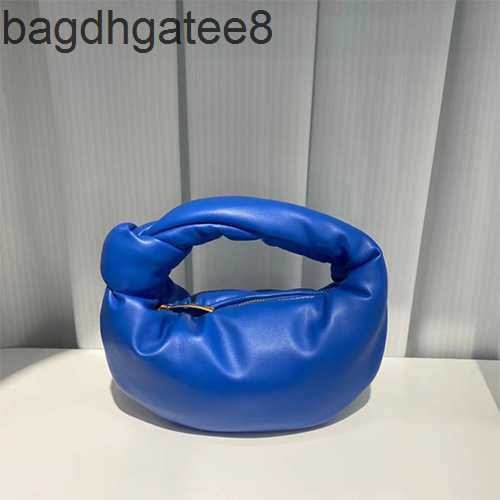

Bag Designer Bags Venetas 2023 Winter Bottegas Mini Leather Puffer Jodies Pleated One Shoulder Messenger Jodiebag Casual Knotted Handbag S6db, Royal blue