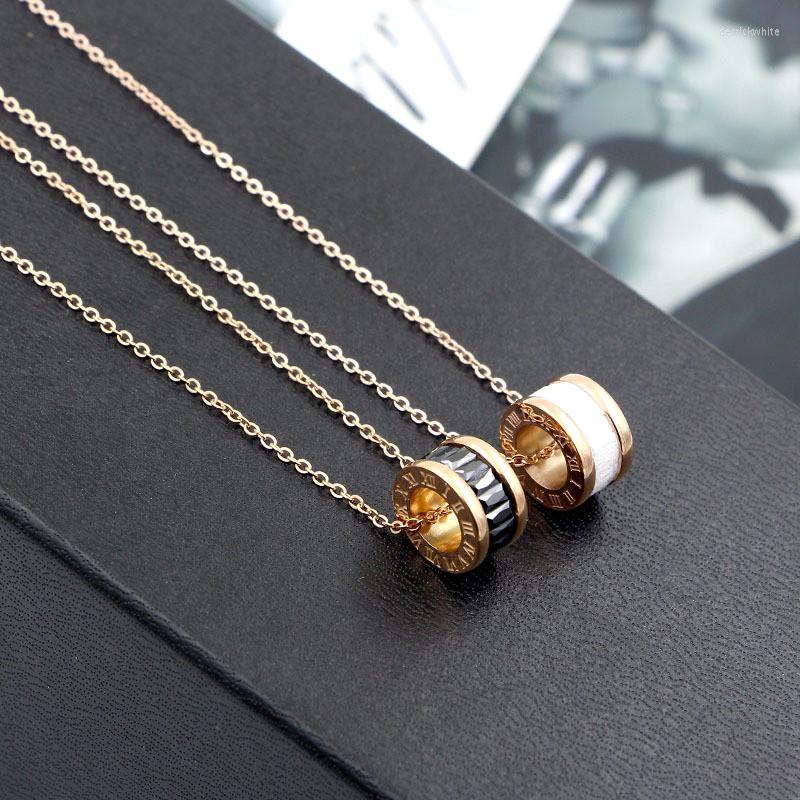

Pendant Necklaces Charming Boho Jewelry Rose Gold-Color Round Crystal Necklace For Women Chain Collar Roman Numerals Short K0037