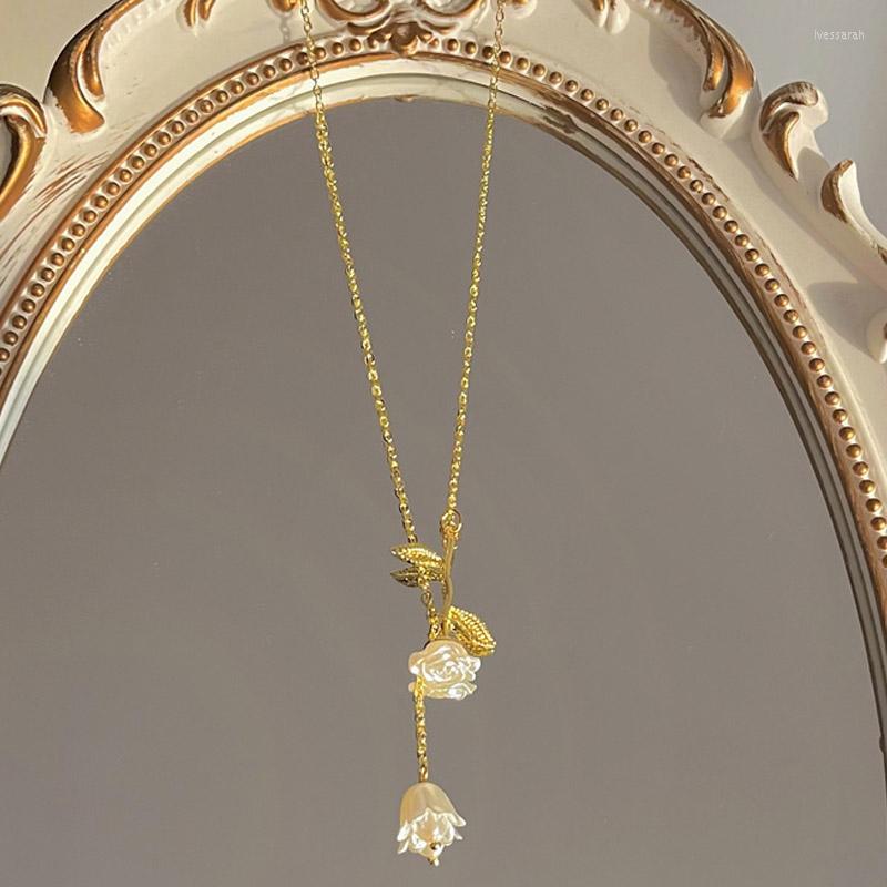 

Chains Gold Color Rose Flower Water Droplets Necklaces Drop Pendant For Women Necklace Jewelry Clavicle Gift Accessories