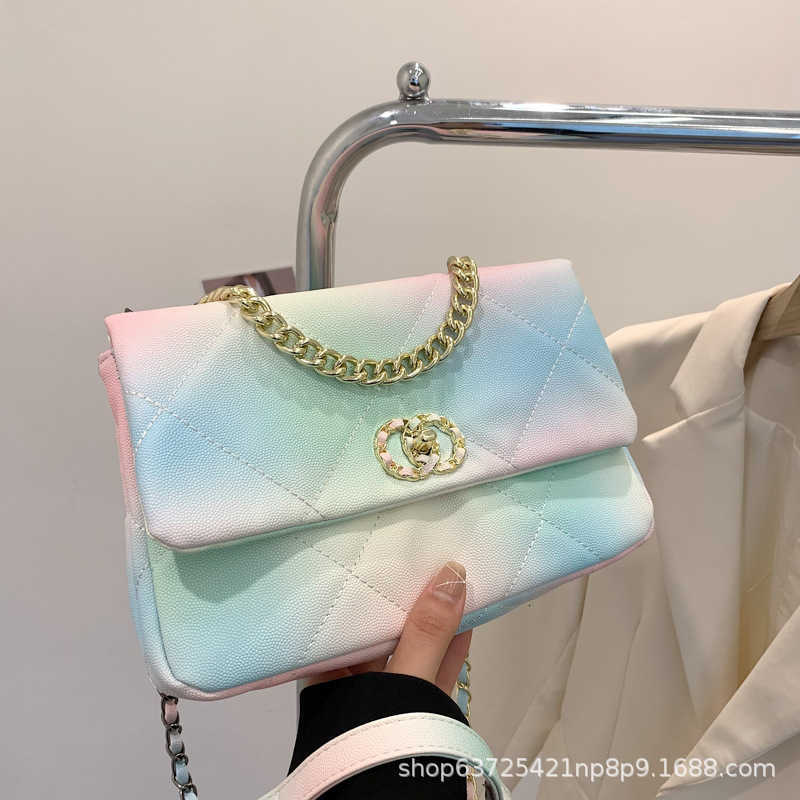 

Cheap Store 90% Off Wholesale new Small Fragrant Messenger Caviar Color Trend Personality Chain Classic Diamond Square Bag Fashion, Colored plain