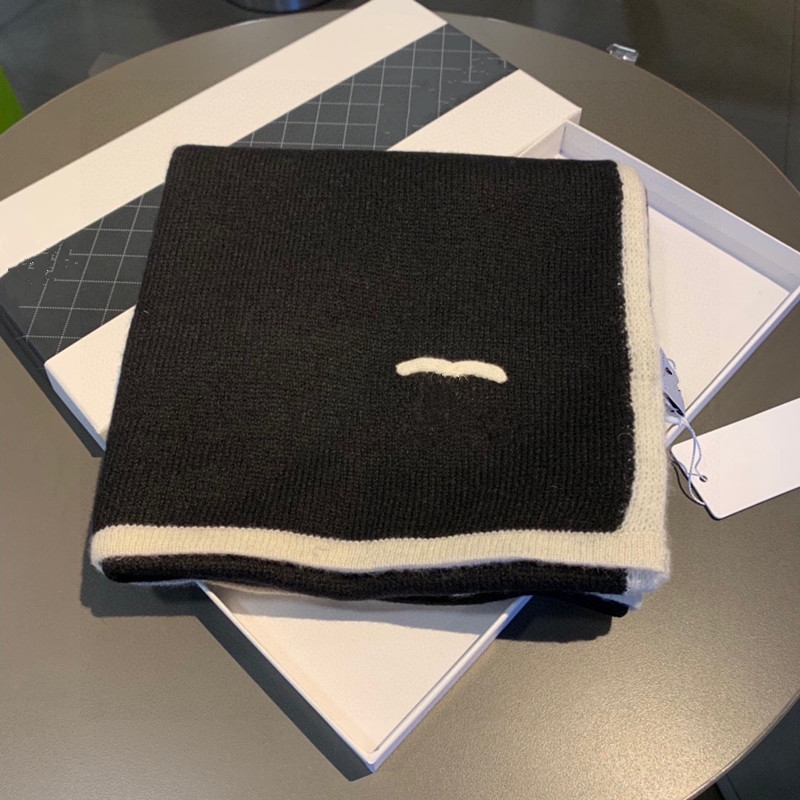 

2022 Top Wool Scarves For Women Men Black Warm Scarf Cashmere Shawl With White Logo Neck Scarfs Wraps 200X75cm