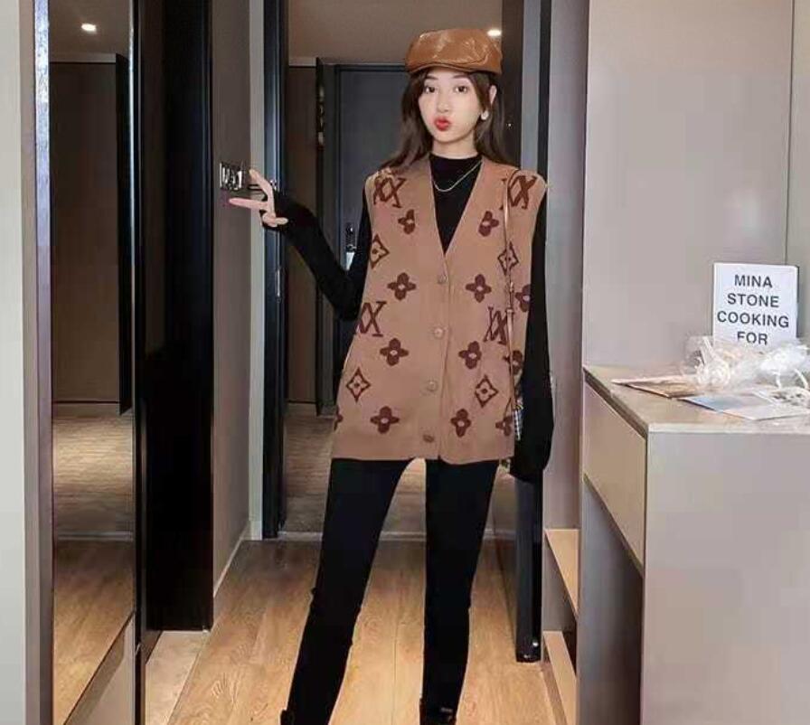 

Women's Sweaters for Knitted Korean Style Letter Print Vests For V-neck Sleeveless Jacket Jersey Mujer Sweater Vest, Black