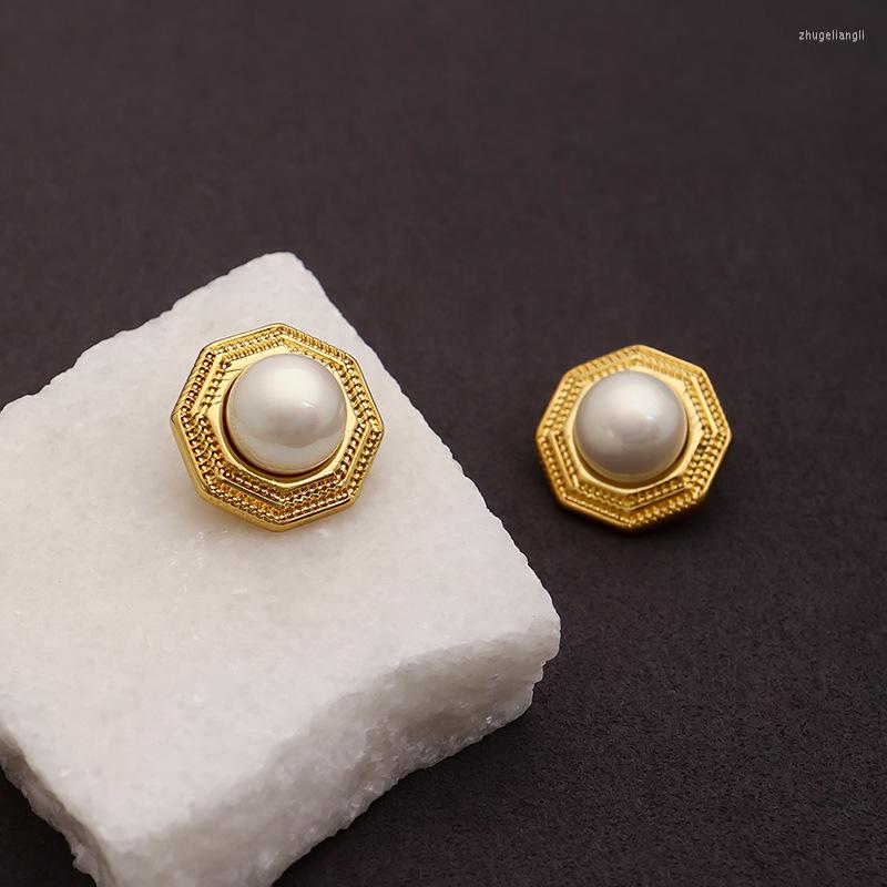 

Stud Earrings European Classic Pearl Octagonal Simple Fashionable Niche Design French Chic Women Vintage Winter Earring