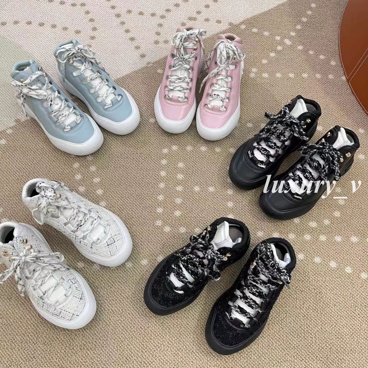 

Designer Women Boots Neige Snow Boot Non-slip Soles Ski Boot Leather Ankle Sneakers Platform Lady Chunky Booties Lace-up Motorcycle Bootie with box, Color 3