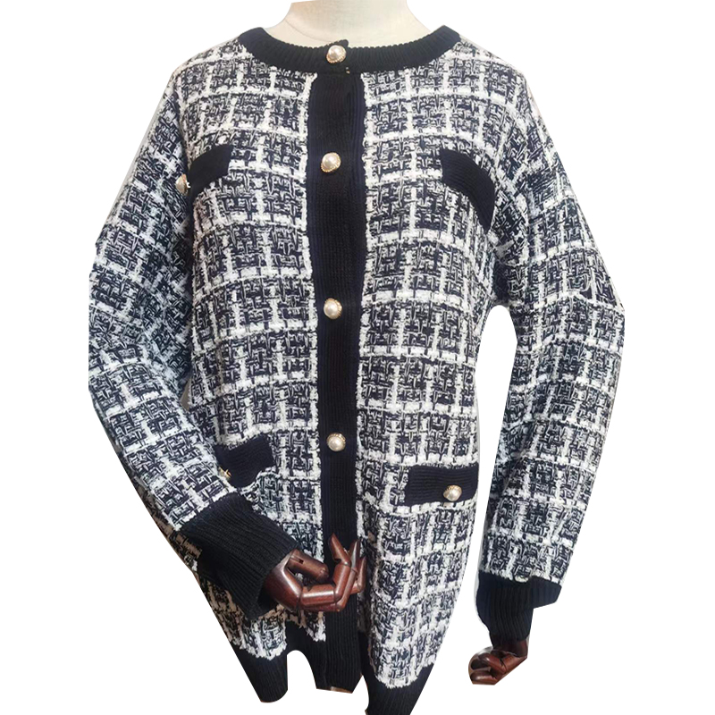 

Women's Sweaters French vintage matching single breasted small fragrance loose round neck long sleeve sweater, White