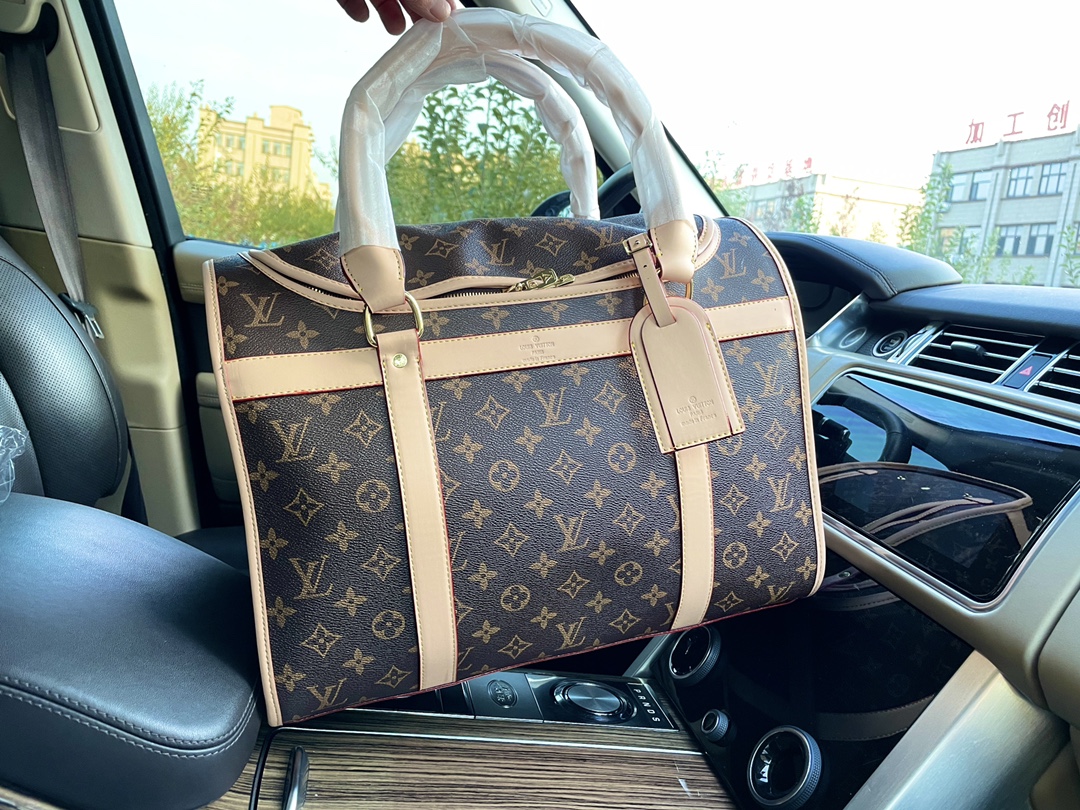 Classic Print Designer Dog Carrier Pet Supplies Le cuir Breathable Dogs Carriers Prévalent LV Branded Taille 40cm