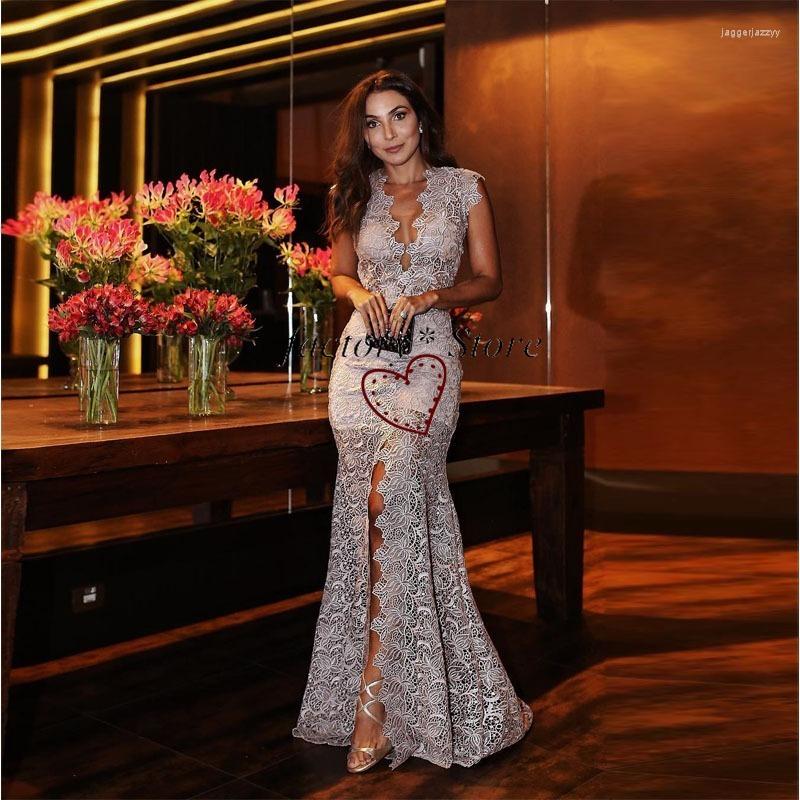 

Casual Dresses Slim Fit Banquet Dress Lace Small Tailing Deep V-neck Vintage, Show