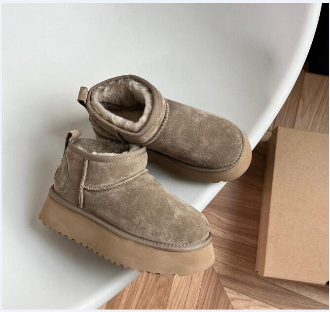 

Ultra Mini Boot Designer Woman Platform Snow Boots Australia Fur Warm Shoes Real Leather Chestnut Ankle Fluffy Booties For Women colour tazzs, Black