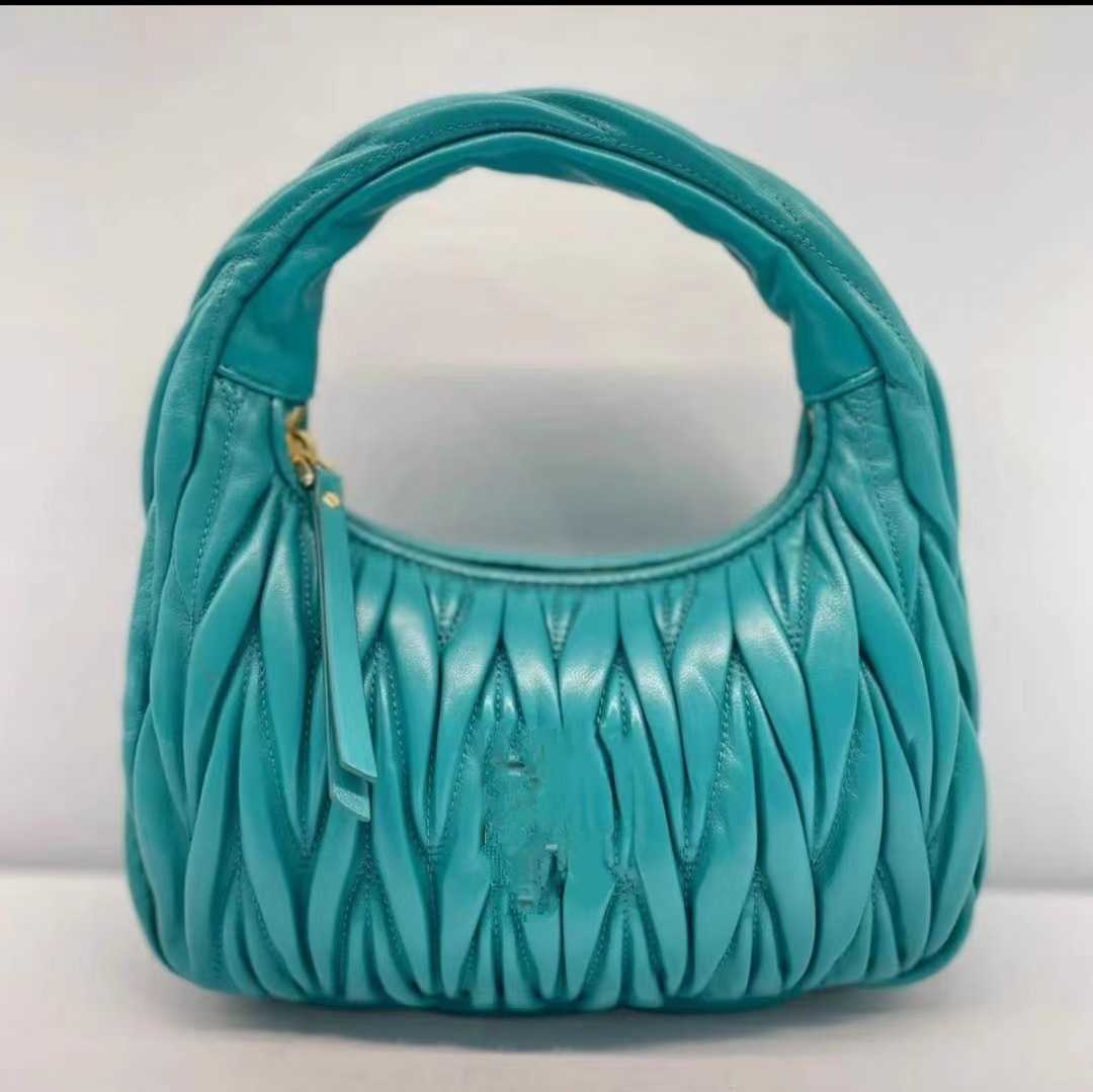 

Shoulder Bags Designer Fashion MM Handbags Wrist New Wander Lambskin Pleated Hobo Middle Ancient Underarm Portable Single Women's Cross Crescent LW63, Size: 20 x 14 x 6cm