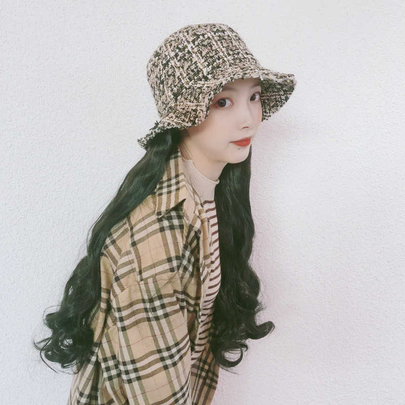 

Women's Hair Wigs Lace Synthetic Small Fragrance Fisherman Wig Hat One Female Long Curly Hair Big Wave Winter Fashion Wool Roll, Black grid corn scald: black