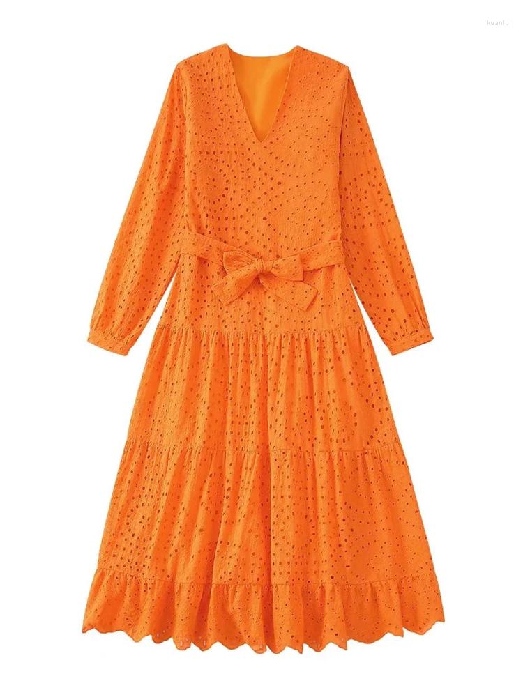 

Casual Dresses Evfer Fashion Girls Embroidery Hollow Out Orange Long Dress With Belt Chic Lady V-Neck Back Zipper High Waist Summer