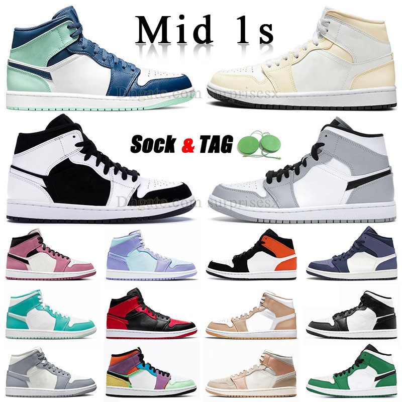 

Basketball shoes jumpman 1 mid 1s light smoke grey split black and white berry pink university blue mint beet ban lakers multicolor designer sneakers j1 j1s trainers, M21 36-46 mid coconut milk