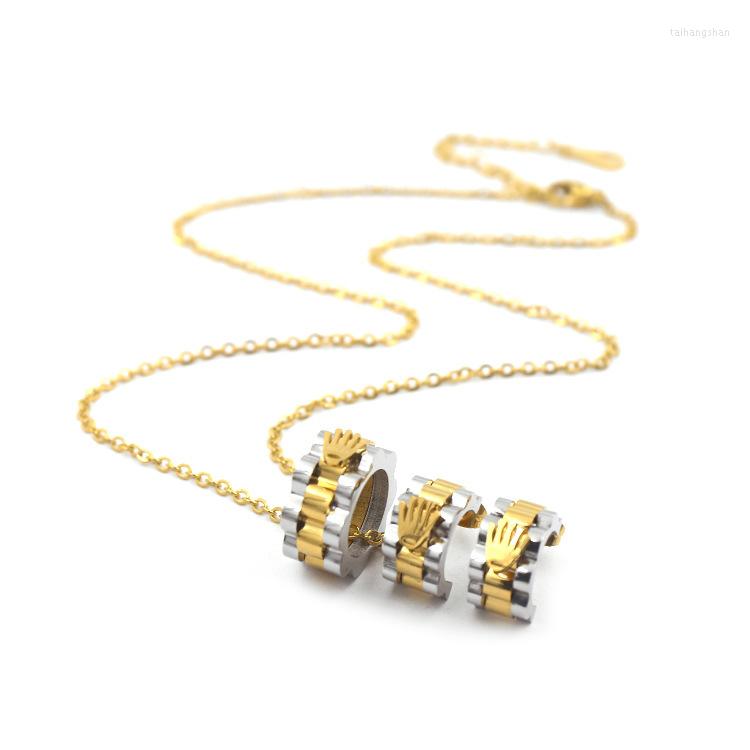 

Pendant Necklaces Fashion Necklace Retro Exquisite Personality Creative With Crown Palm Gear Pattern Small Cylinder Chain Simple Jewelry