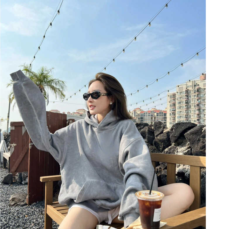 

Women' Hoodies Sweatshirts Color Letter Used Top Three dimensional hooded sweater, Gray