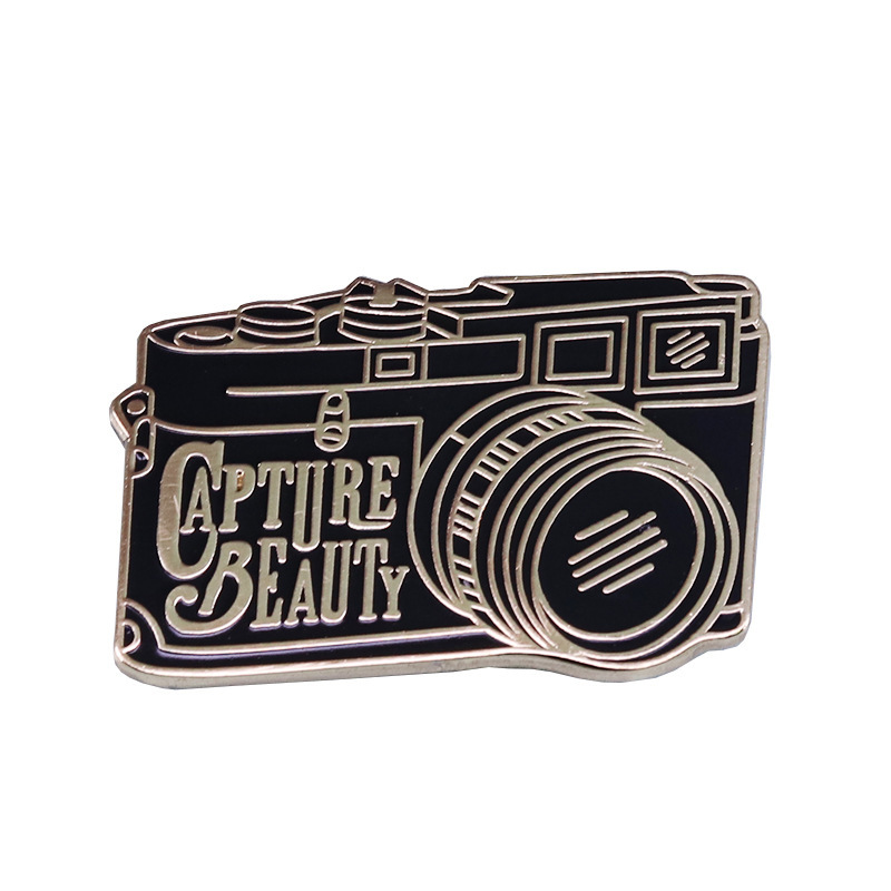 

Unique Capture Beauty enamel pin Texture Detail Camera brooch Gift for Photographer Friends, As picture