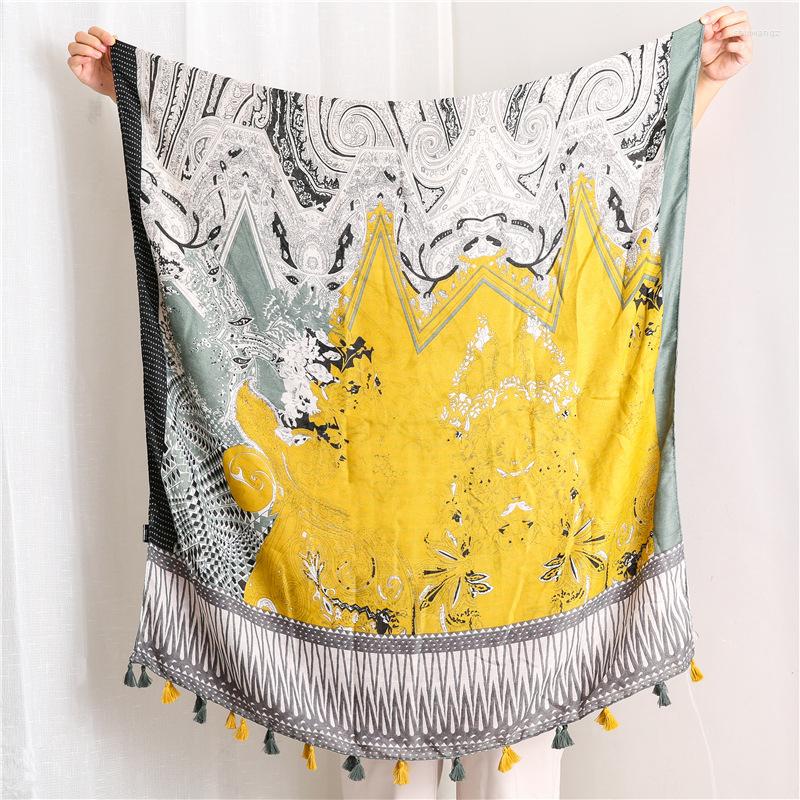 

Scarves Retro Cotton Linen Soft Scarf Female Design Wild Cashew Flower Shawl Dual-use Warm Sunscreen Beach Towel Hijab Women