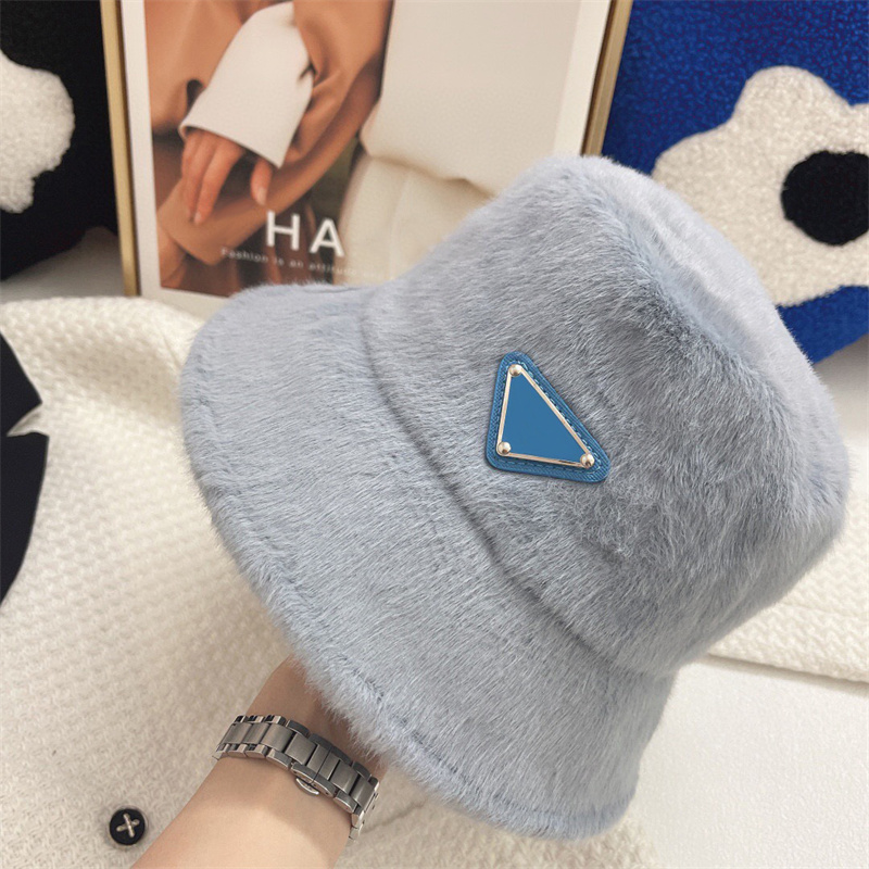 

Winter Wool Warm Hat Mens Designers Hats Caps Designer Fashion Luxurys Brands Sunhat Classic Letter High Quality Furry Cap 4 Colors, Black