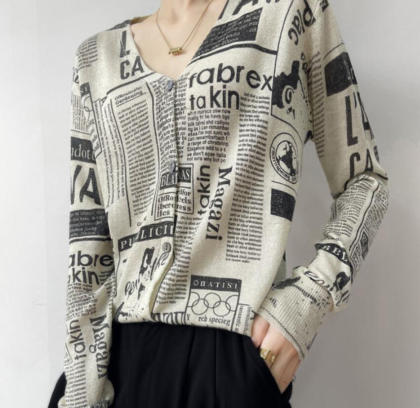 

Women's Sweaters Designer V-Neck Knitted Graffiti Cardigan Korean Style Elegant And Chic Top Fine imitation Wool Popular Style Jacket, 02