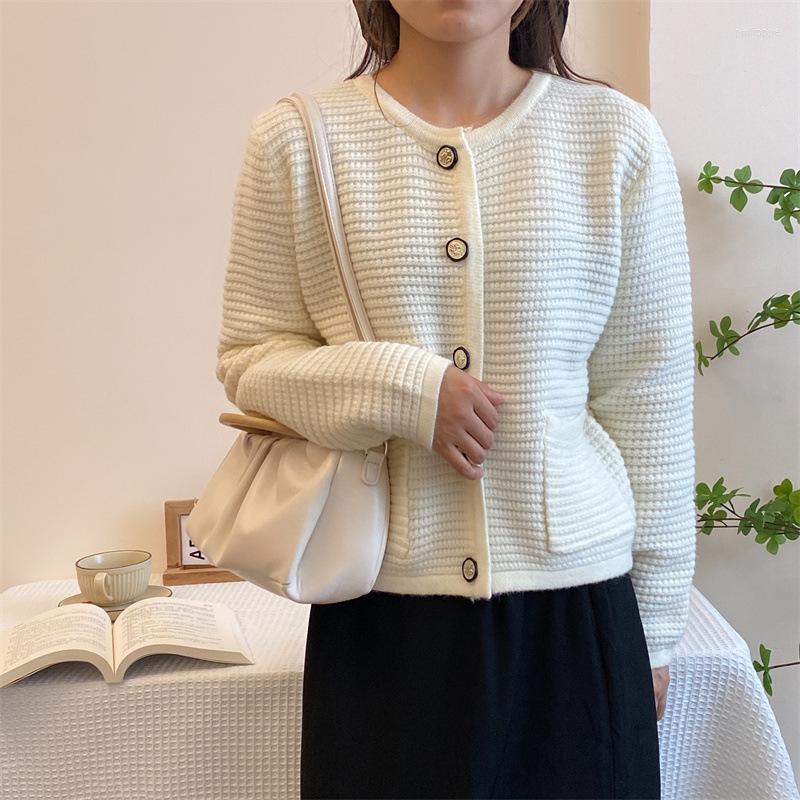 

Women's Knits Autumn Women's Solid Color Sweater French Retro Single-breasted Fashion All-match Twist Knitted Women, Black