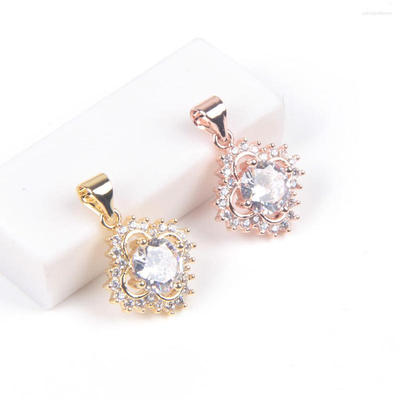 

Pendant Necklaces XHN DZ-4003 Clover Copper Mosaic Zircon For Making Necklace Women Man Charm DIY Jewelry Accessories Wholesale