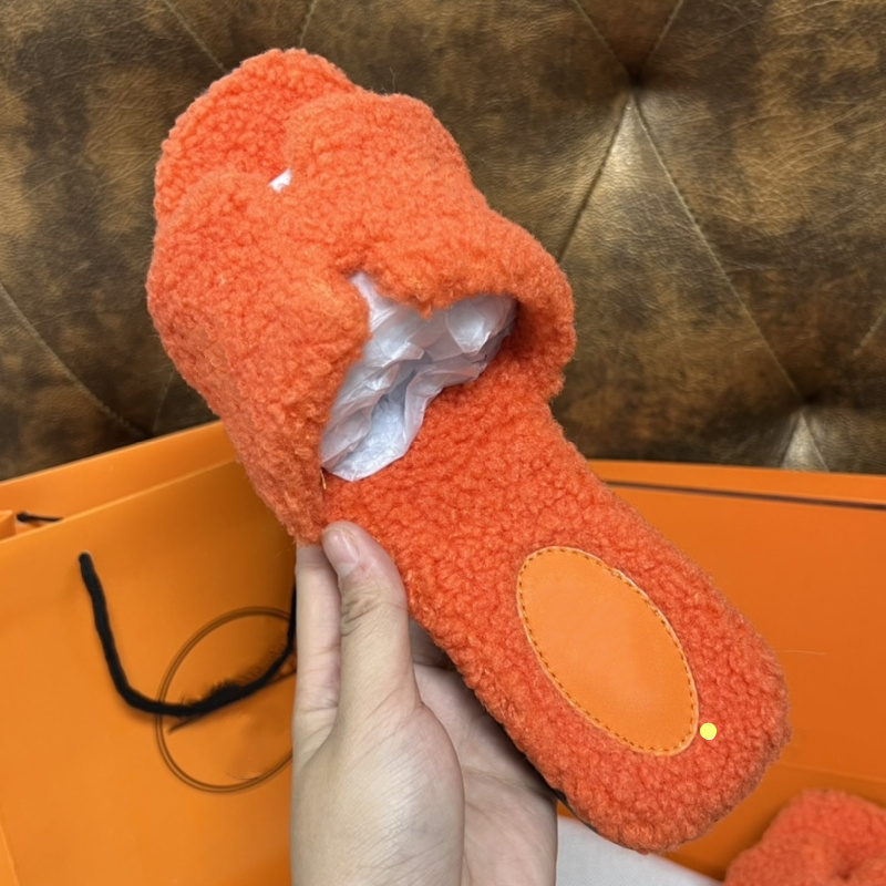 

Fashion Slippers Flip Flops Rhinestone Slides Slippers Casual Shoes Women Fluffy Ring Decor Furry Ladies Luxury Designer 35-42, Blue