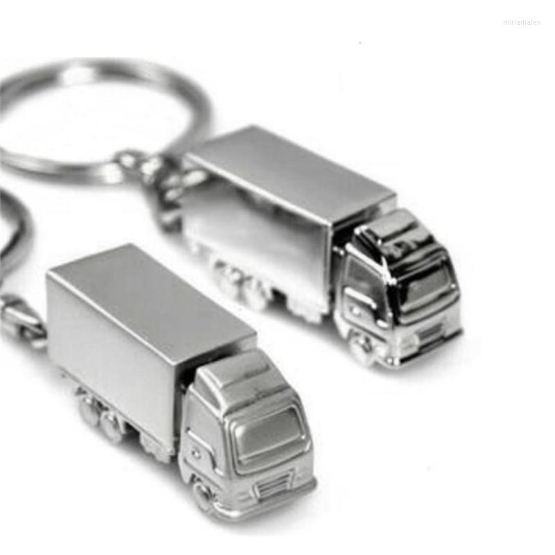 

Keychains Original Metal Truck Keychain For Men Fashion Novelty Car Charm Key Chain Male Trinket Ring Bag Jewelry Gift S038