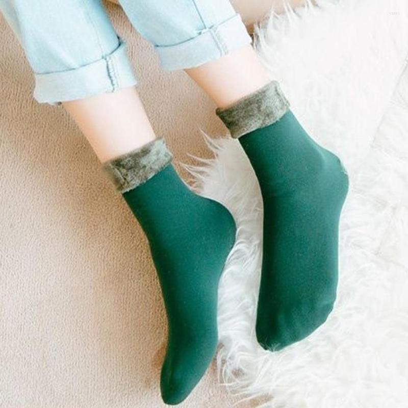 

Men's Socks 5 Pairs Floor Soft Breathable Thickened Plush Heat Retention Keep Warm Unisex Solid Color Mid Tube For Daily Wear, Black