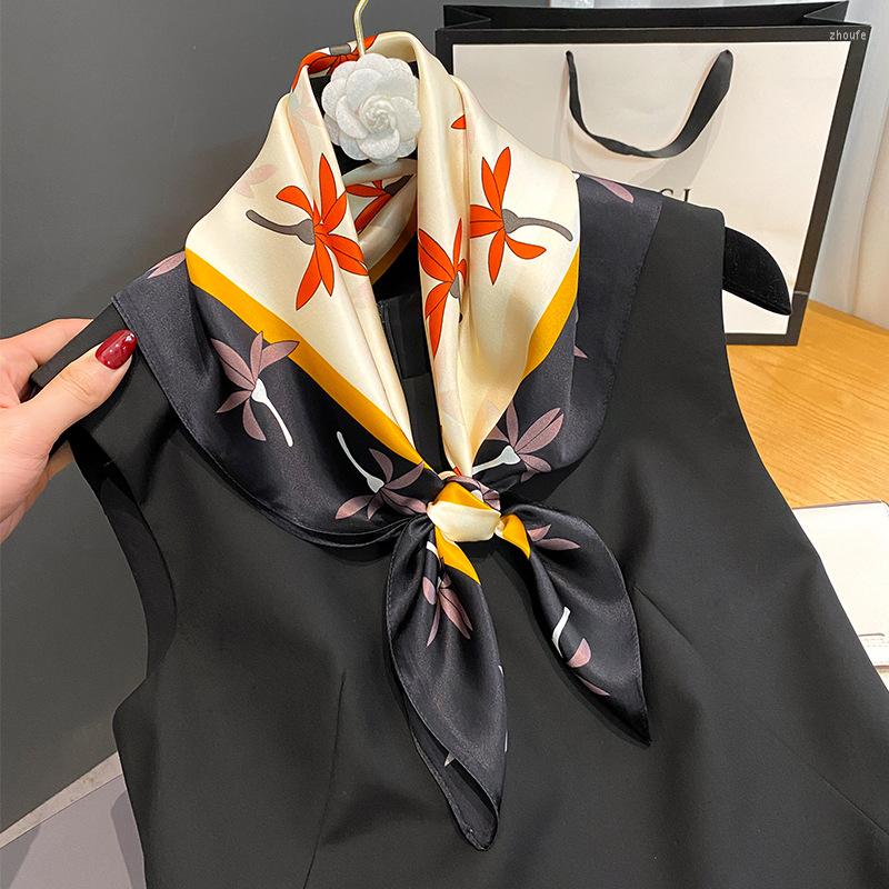 

Scarves 2022 Arrival Fashion Silk Scarf Women Handkerchief Female Bandana Neck Hijab Spring Foular Neckerchief Square